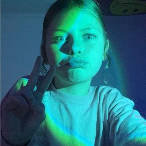 Meet your Posher, Bella